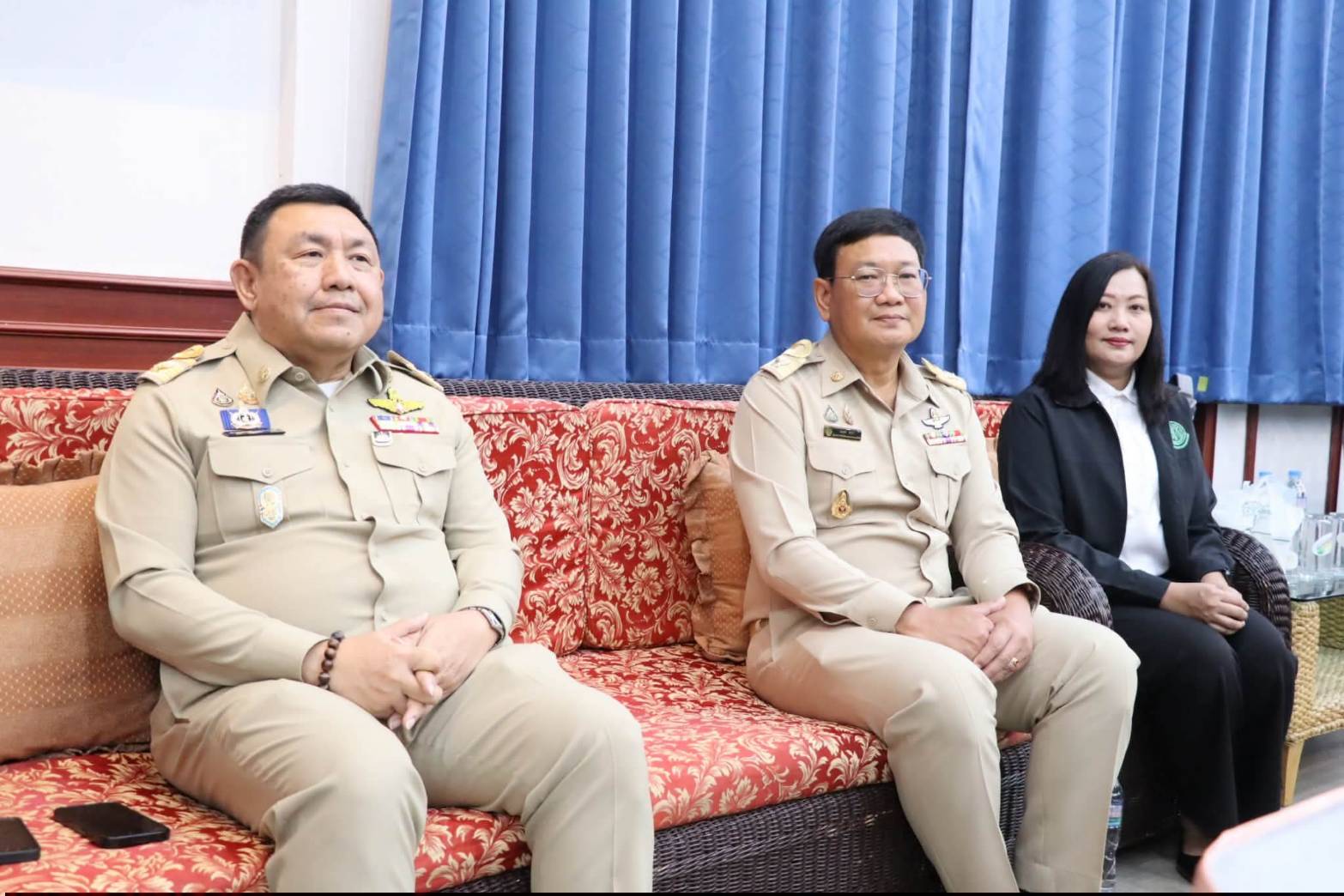 title - เลขาธิการสำนักงานการปฏิรูปที่ดินเพื่อเกษตรกรรม เป็นประธานในพิธีเปิดโครงการฝึกอบรมเชิงปฏิบัติการ หลักสูตร “รู้ปลูก รู้รักษา รู้คุณค่าของหญ้าแฝก” ระยะที่ 2 ภายใต้โครงการพัฒนาและรณรงค์การใช้หญ้าแฝกอันเนื่องมาจากพระราชดำริ ประจำปีงบประมาณ พ.ศ. 2569 ณ ศูนย์ส่งเสริมและพัฒนาอาชีพเสริมนอกภาคการเกษตร (ศพส.)